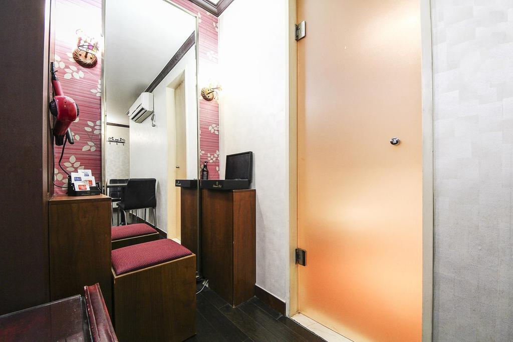 Hotel Diamond Suwon Bagian luar foto